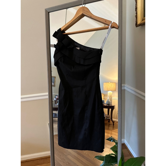 Women's David's Bridal Black One Shoulder Dress Size 2 - Picture 1 of 5